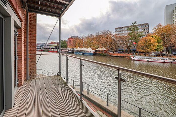 2 Bedroom Flat To Rent In Bridge Quay, Redcliff Street, Bristol, BS1