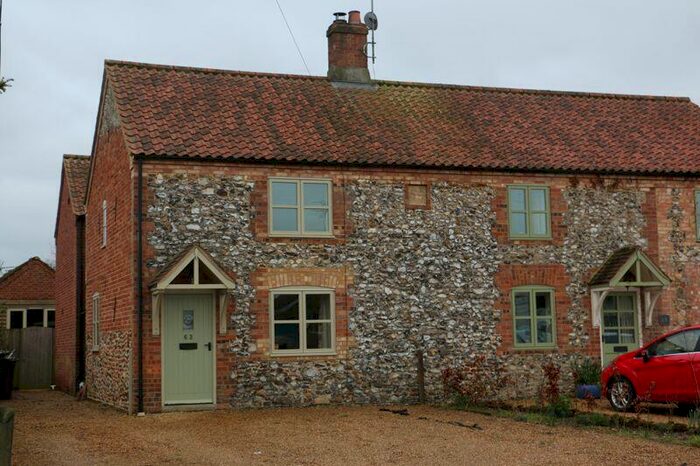3 Bedroom Semi-Detached House To Rent In Grimston, PE32