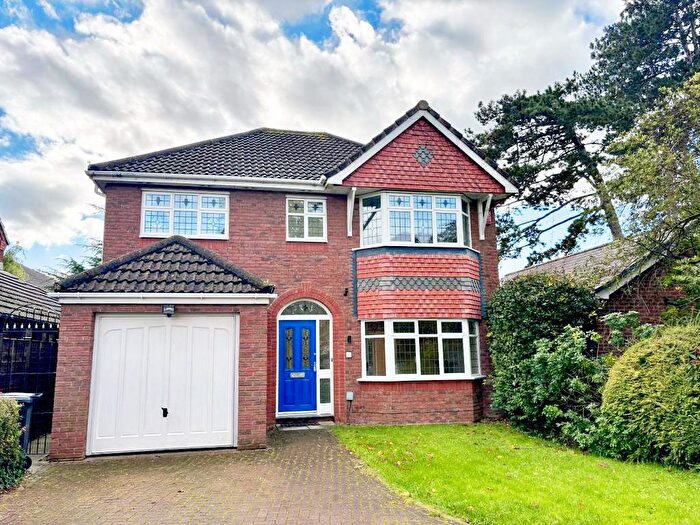 4 Bedroom Property To Rent In Macrae Road, Bristol, BS20