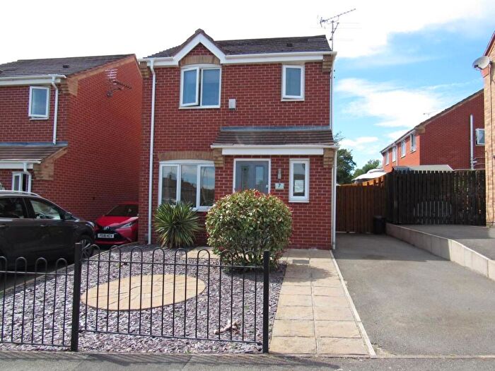 3 Bedroom Detached House To Rent In Caversham Road, Leicester, LE2
