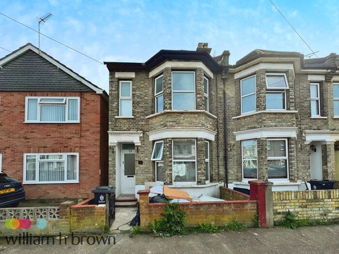 4 Bedroom Property To Rent In Eton Road, Clacton-On-Sea, CO15