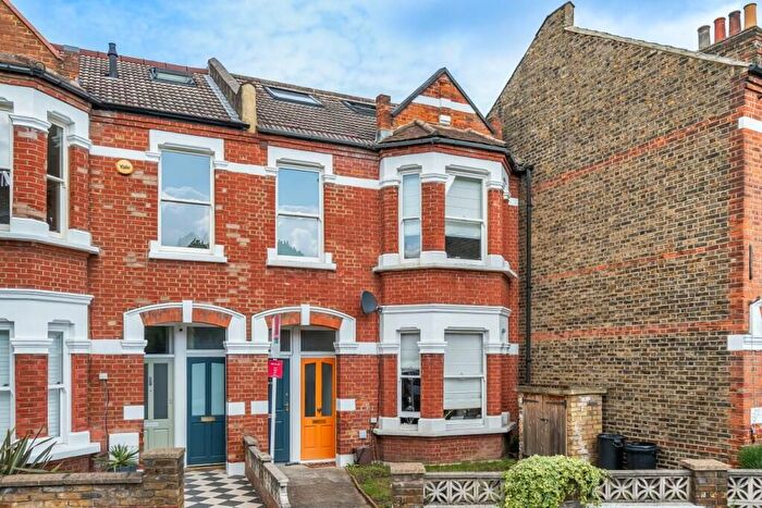 1 Bedroom Flat For Sale In Oakhill Road, Putney, SW15