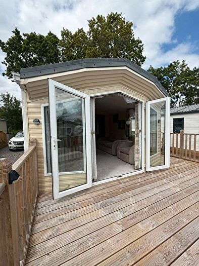 2 Bedroom Mobile/park Home For Sale In Cockermouth, CA13