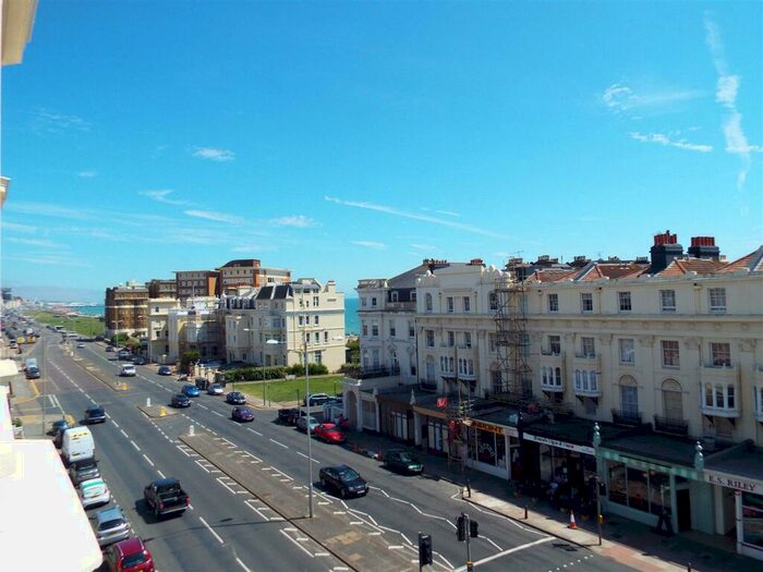2 Bedroom Flat To Rent In St Catherines Terrace, Hove, BN3