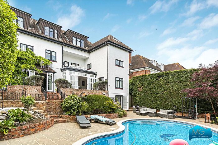 7 Bedroom Detached House To Rent In Camlet Way, Hadley Wood, Hertfordshire, EN4