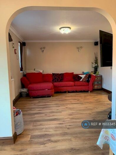 3 Bedroom End Of Terrace House To Rent In Gostwick, Peterborough, PE2