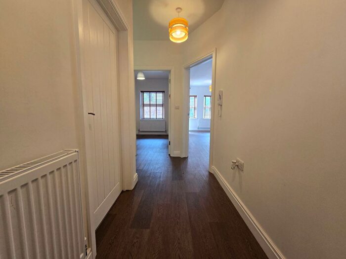 1 Bedroom Flat To Rent In Evry Road, Pender Court, DA14