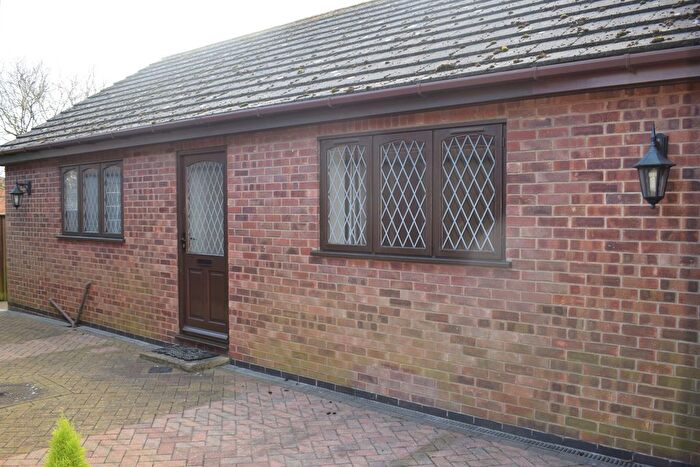 1 Bedroom Bungalow To Rent In Woodyard Court, Worlaby, DN20