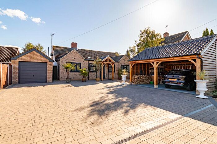 4 Bedroom Detached Bungalow For Sale In South Wootton, King's Lynn, Norfolk, PE30