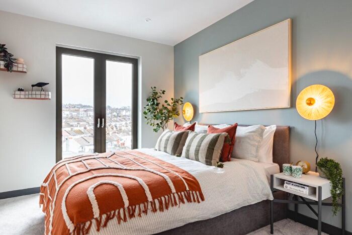 1 Bedroom Apartment To Rent In New England Street, BN1