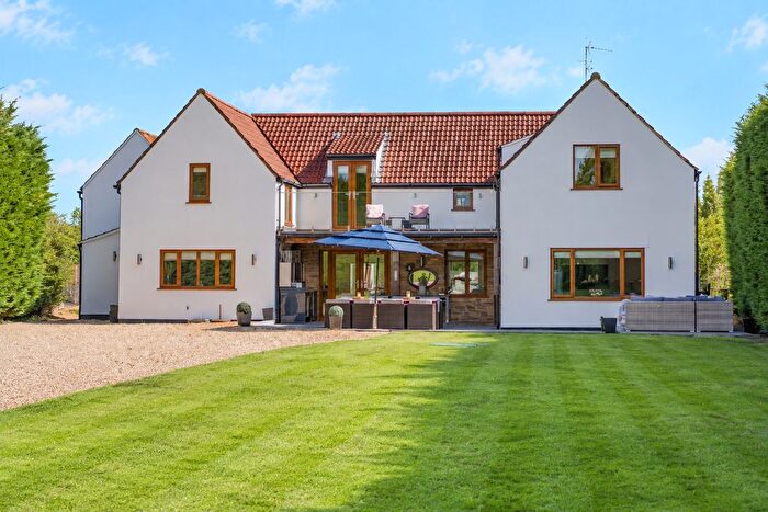 6 Bedroom Detached House For Sale In Kenn Pier, Clevedon, BS21