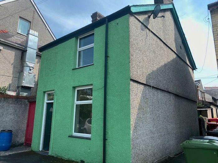 3 Bedroom Semi-Detached House To Rent In Wood Street, Menai Bridge, LL59