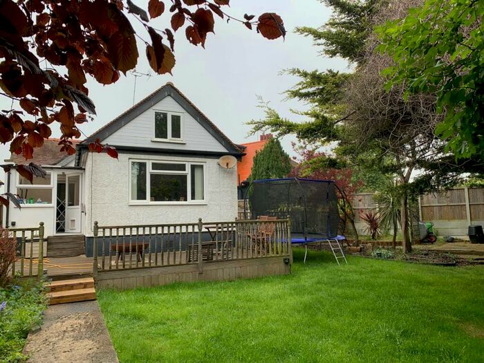 2 Bedroom Detached Bungalow To Rent In St. Mildreds Avenue, Broadstairs, CT10