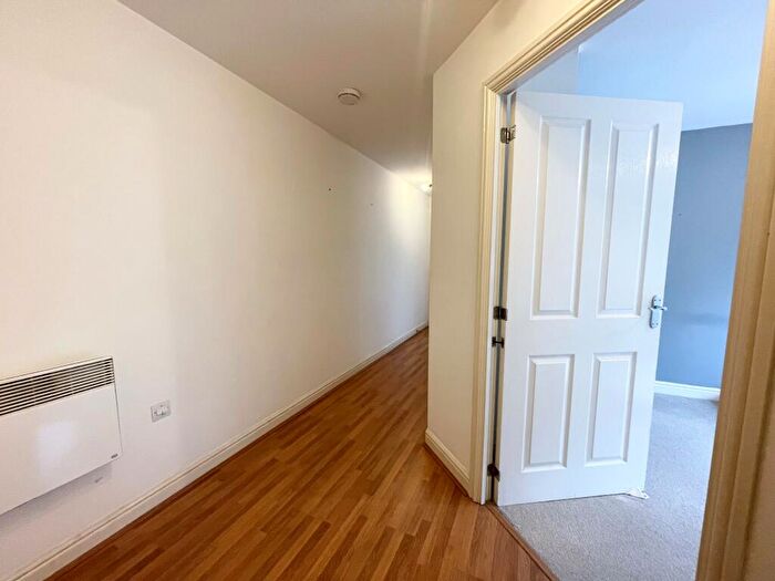 2 Bedroom Apartment To Rent In Crawley Road, Horsham, RH12