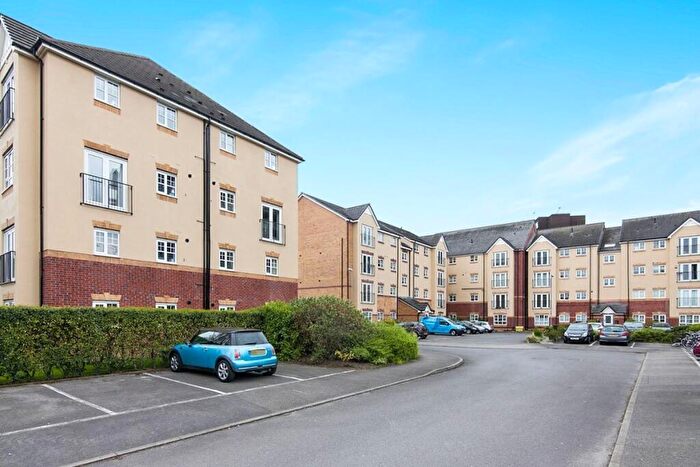 2 Bedroom Apartment To Rent In Montague Road, Manchester, Greater Manchester, M16