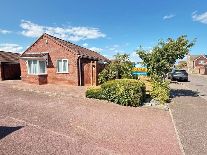 3 Bedroom Detached Bungalow For Sale In Skyrmans Fee, Kirby Cross, CO13