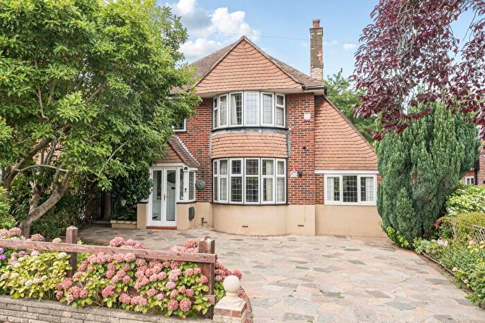 4 Bedroom Detached House For Sale In Tattenham Way, Burgh Heath, KT20