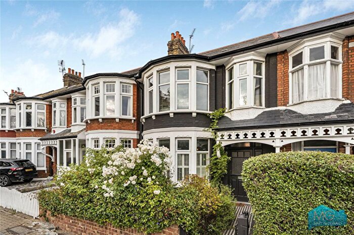 4 Bedroom Terraced House For Sale In Warlters Road, Holloway, London, N7