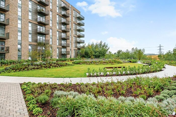 2 Bedroom Apartment To Rent In Flagstaff Road, Reading, RG2