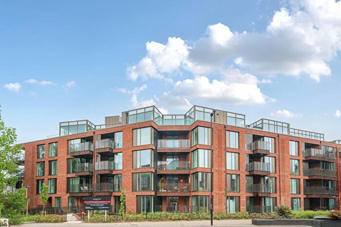 1 Bedroom Flat To Rent In Tweedy Road Bromley, BR1