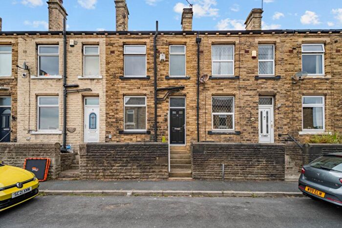 2 Bedroom Terraced House For Sale In Alfred Street, Brighouse, HD6
