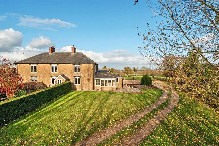 3 Bedroom Country House For Sale In Hurcott Green, Hurcott, Ilminster, TA19