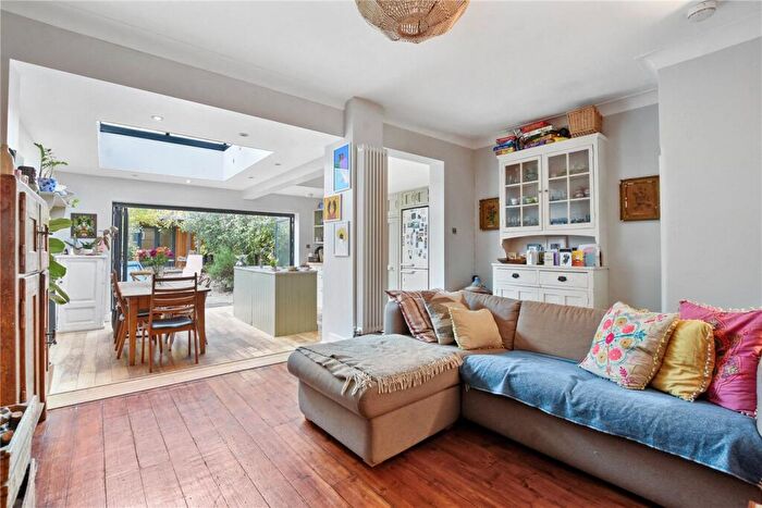 4 Bedroom Terraced House To Rent In Palermo Road, Kensal Green, London, NW10