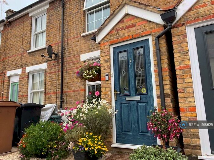 2 Bedroom Terraced House To Rent In Wolseley Road, Chelmsford, CM2