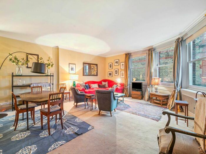 2 Bedroom Flat To Rent In Old Brompton Road, London, SW5