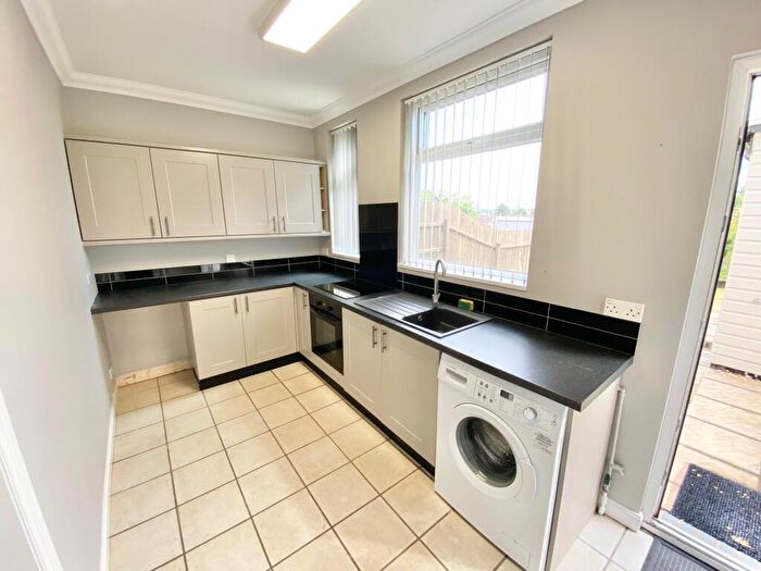 2 Bedroom Semi-Detached House To Rent In Orton Road, Leicester, LE4
