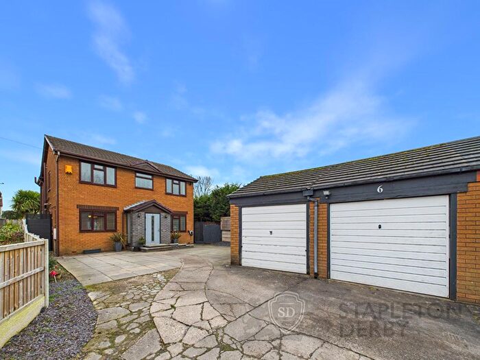 4 Bedroom Detached House For Sale In Forge Close, Widnes, WA8