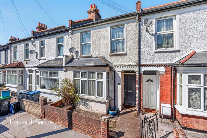 3 Bedroom Terraced House For Sale In Cedar Road, Croydon, CR0