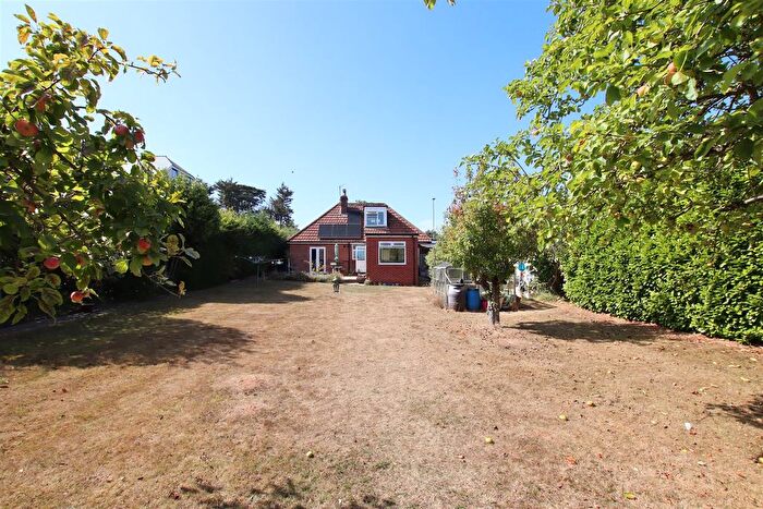 3 Bedroom Detached Bungalow For Sale In Pinn Hill, Pinhoe, Exeter, EX1
