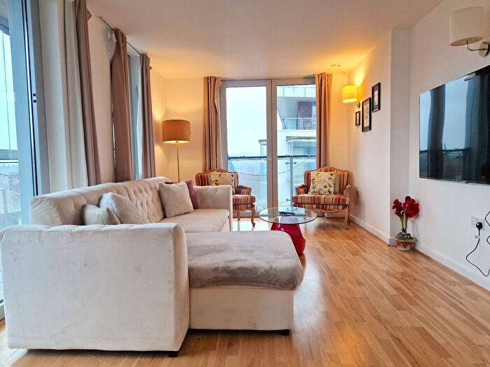 2 Bedroom Flat To Rent In Quadrant Court, Empire Way, Wembley, HA9