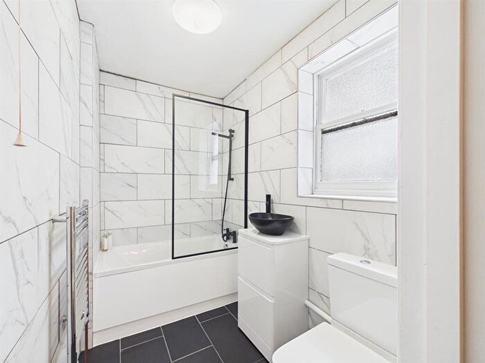 1 Bedroom Flat For Sale In Marine Parade, Brighton, BN2 - Photo 5