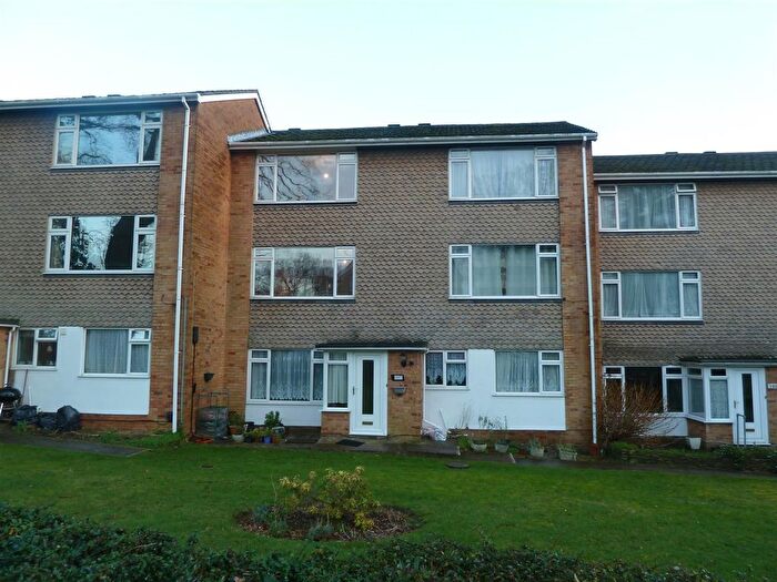 2 Bedroom Flat To Rent In Winchester Road, Shirley, Southampton, SO16