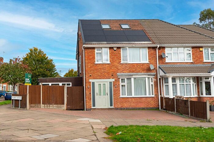 3 Bedroom Semi-detached House For Sale In Welland Vale Road, Evington, Leicester, LE5
