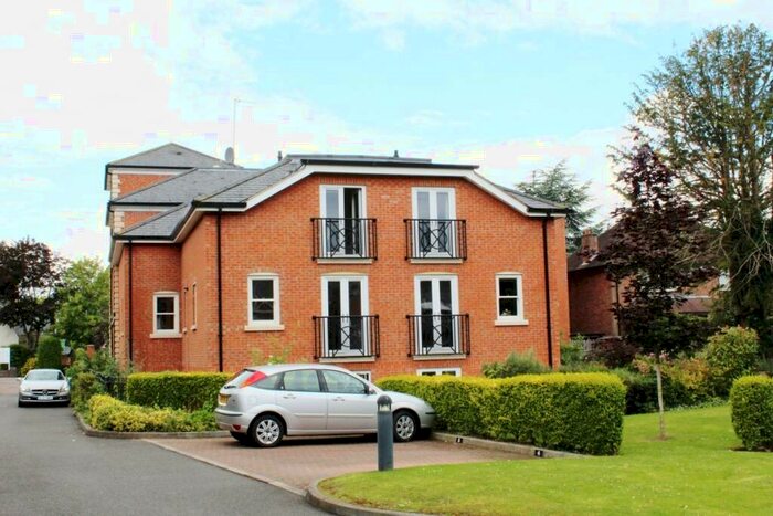 2 Bedroom Apartment To Rent In Flat Hunters Reach Kenilworth Ro, Leamington Spa, Warwickshire, CV32