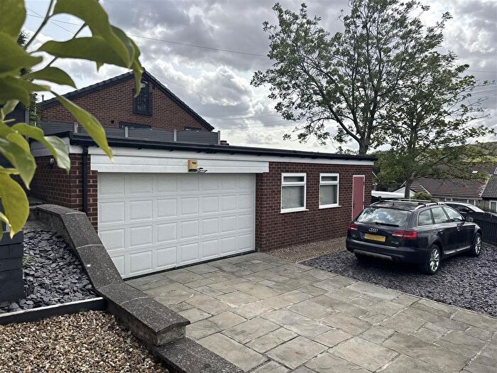 3 Bedroom Semi-Detached House For Sale In Richmond Crescent, Mossley, OL5