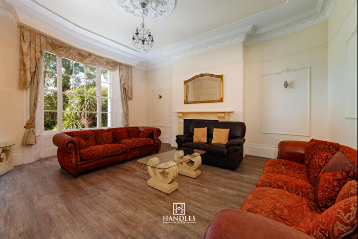 9 Bedroom Apartment To Rent In - Clarendon Square, Leamington Spa, Warwickshire, CV32
