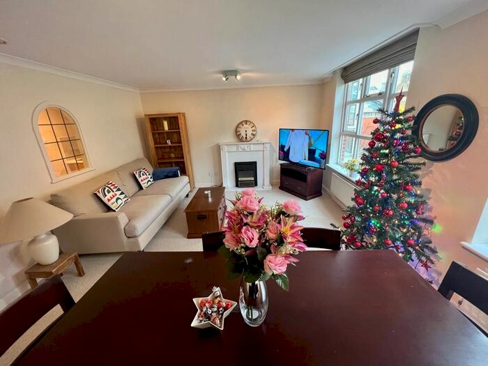 2 Bedroom Flat To Rent In Elverton Street, London, SW1P