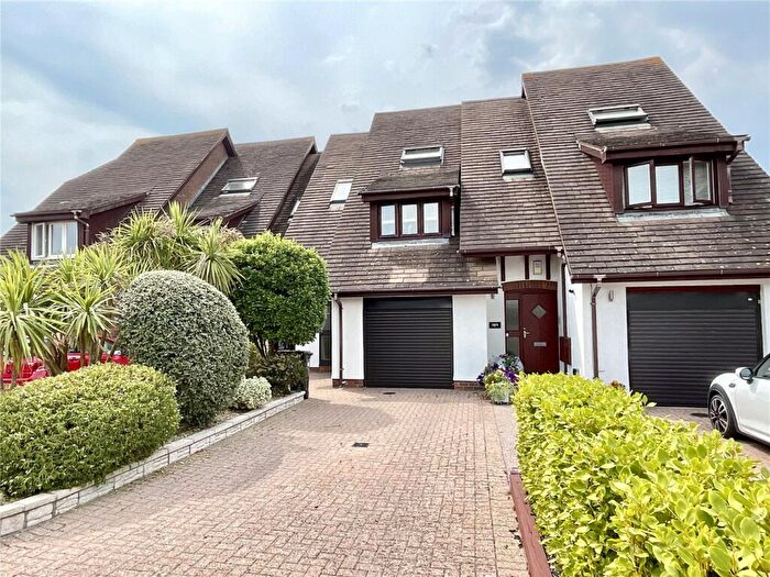 3 Bedroom Town House For Sale In The Meridians, Christchurch, Dorset, BH23