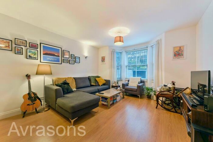 1 Bedroom Flat To Rent In Finborough Road, Chelsea, SW10