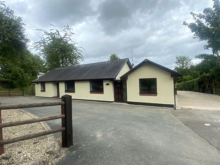 4 Bedroom Bungalow To Rent In Garthmyl, Montgomery, Powys, SY15