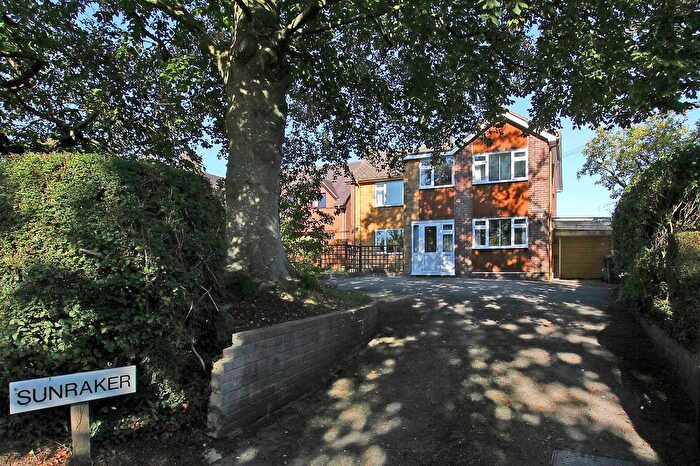 5 Bedroom Detached House For Sale In Red Rice Road, Upper Clatford, Andover, SP11