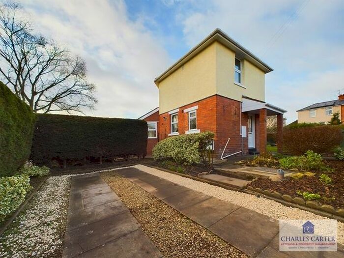 3 Bedroom Semi-Detached House To Rent In Coventry Avenue, Worcester, WR2