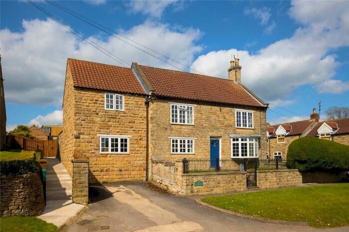 5 Bedroom Detached House For Sale In Acklam, Malton, YO17