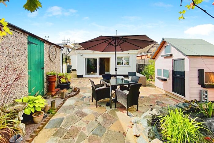 4 Bedroom Detached Bungalow For Sale In Humberstone Lane, Thurmaston, LE4