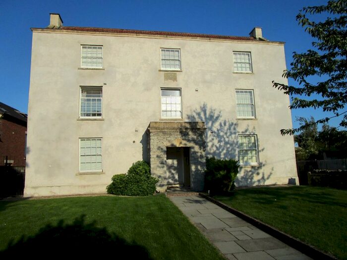 2 Bedroom Flat To Rent In Wells Road, Whitchurch, Bristol, BS14