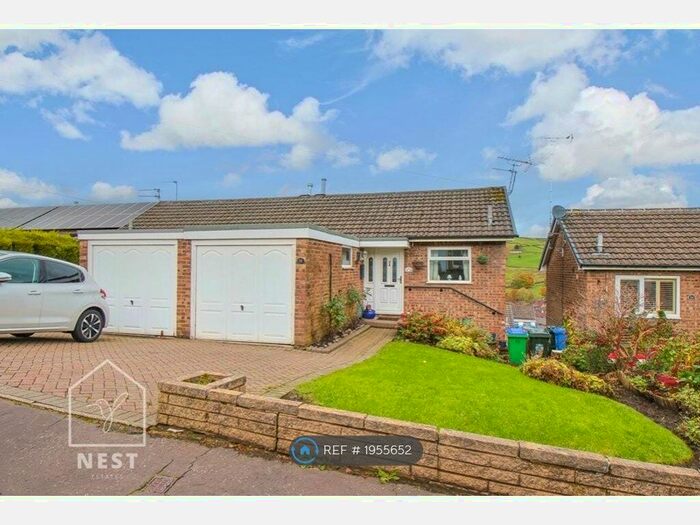 2 Bedroom Semi-Detached House To Rent In Inglefield, Rochdale, OL11